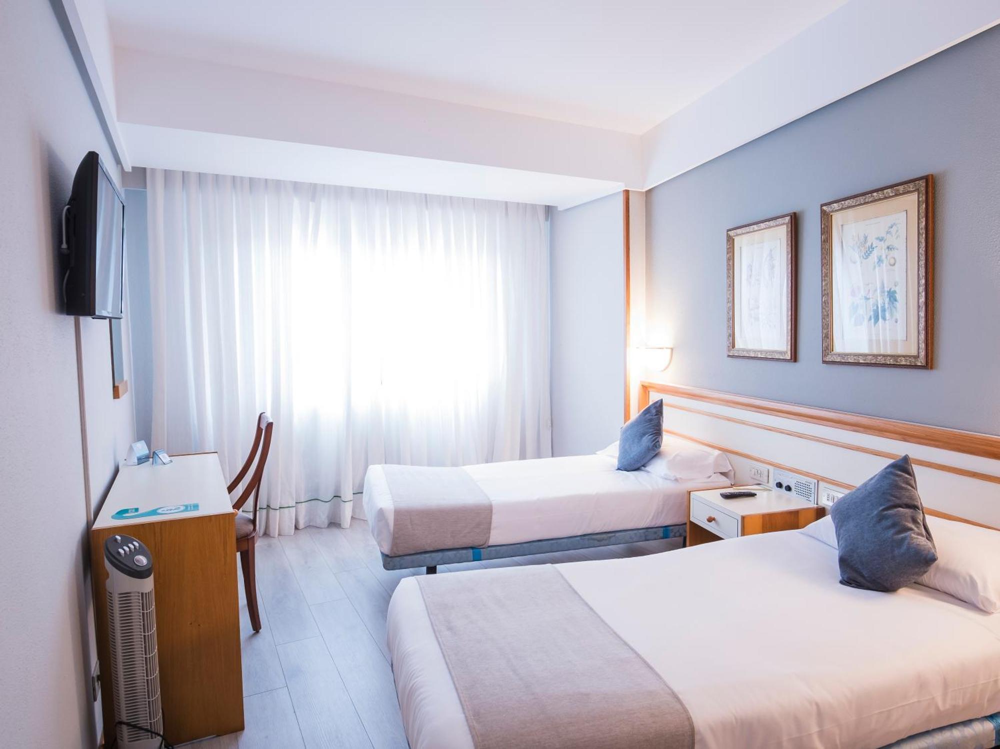 Hotel Alda บอยโร ภายนอก รูปภาพ
