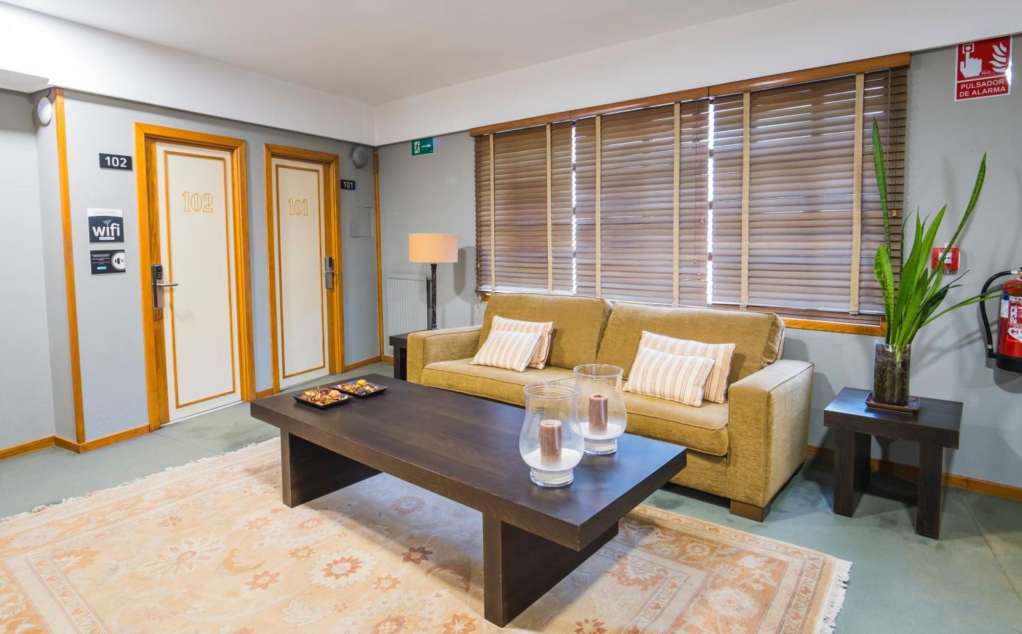 Hotel Alda บอยโร ภายนอก รูปภาพ