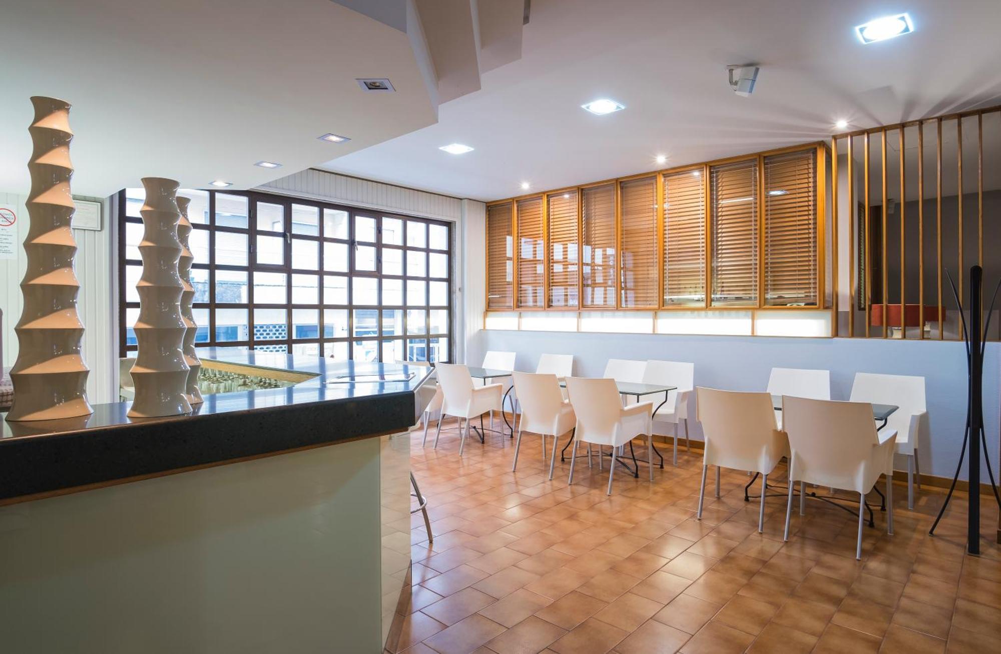 Hotel Alda บอยโร ภายนอก รูปภาพ