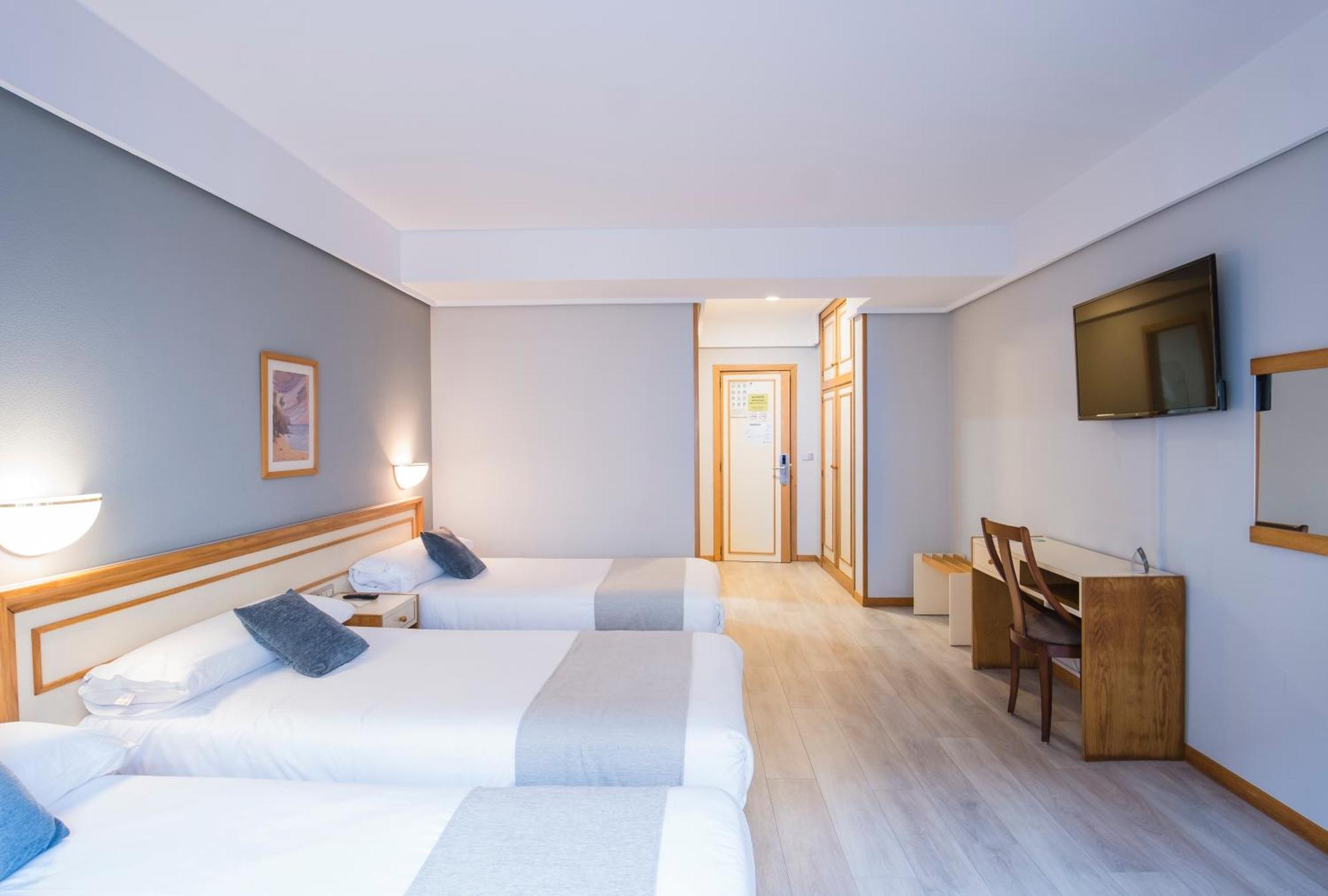 Hotel Alda บอยโร ภายนอก รูปภาพ
