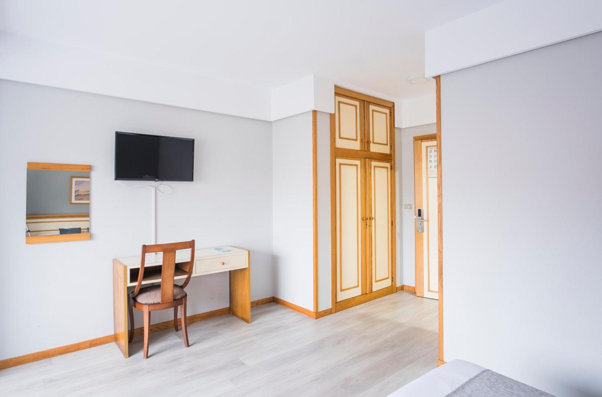 Hotel Alda บอยโร ภายนอก รูปภาพ