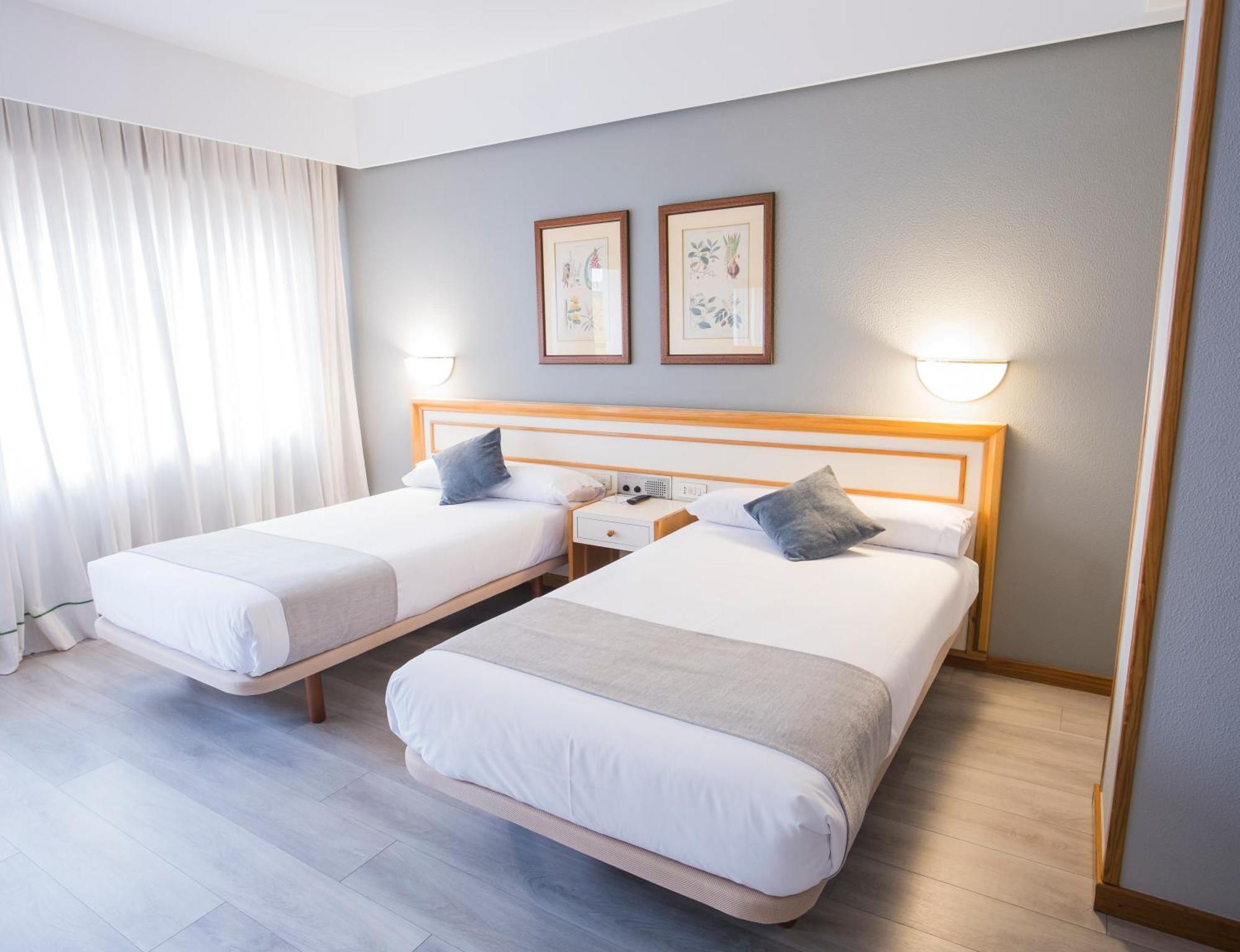 Hotel Alda บอยโร ภายนอก รูปภาพ